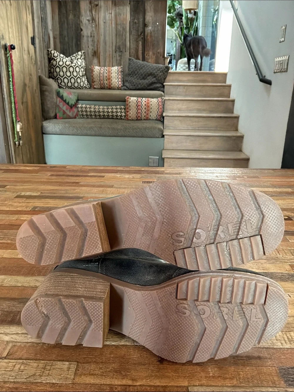 Sorel Gray Leather Ankle Booties with Stacked Heel
